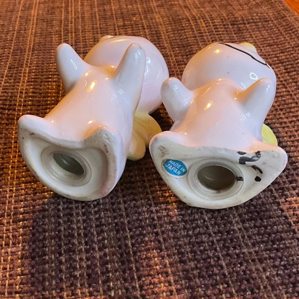 Cute Ceramic Angel Figurines salt and pepper shakers.